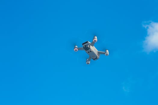 Dynamic-TD3: A Revolução na Navegação Autônoma de Drones com Planejamento de Tra