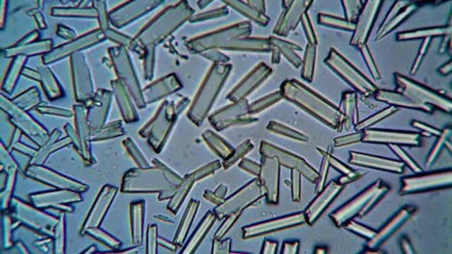 Cristais de Espaço-Tempo Poderiam Dar Origem a Buracos Negros Tiny