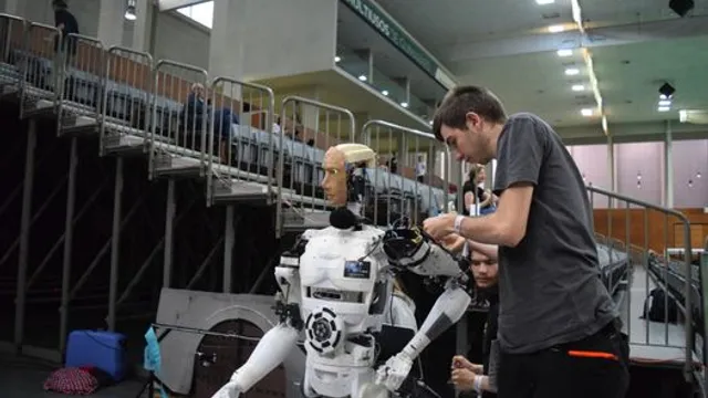 OpenAI Lança Curso de Treinamento em Inteligência Artificial para Práticos