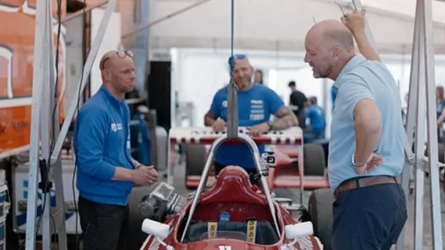 Pais e Filhos em Synch: Histórias de Trabalho da Toyota