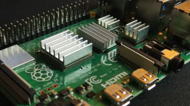Raspberry Pi 5 Revitaliza Memórias Históricas: Projetor de 1928 e Tecnologia Mod