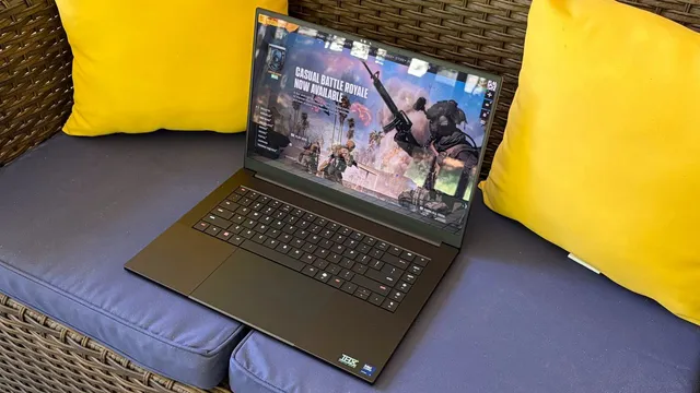 Razer Blade 16 (2026) Revisão: Desempenho Competitivo e Resistência Liderança